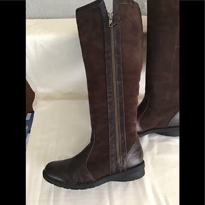 Clarks Nikki park suede upper knee high riding boots.